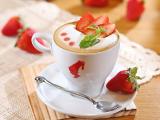 草莓卡布奇诺咖啡