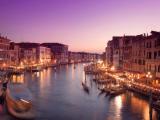 水城威尼斯的美丽夜景