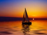 夕阳唯美帆船
